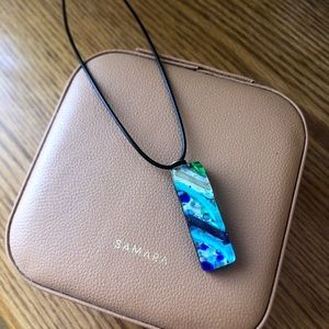 Glass necklace